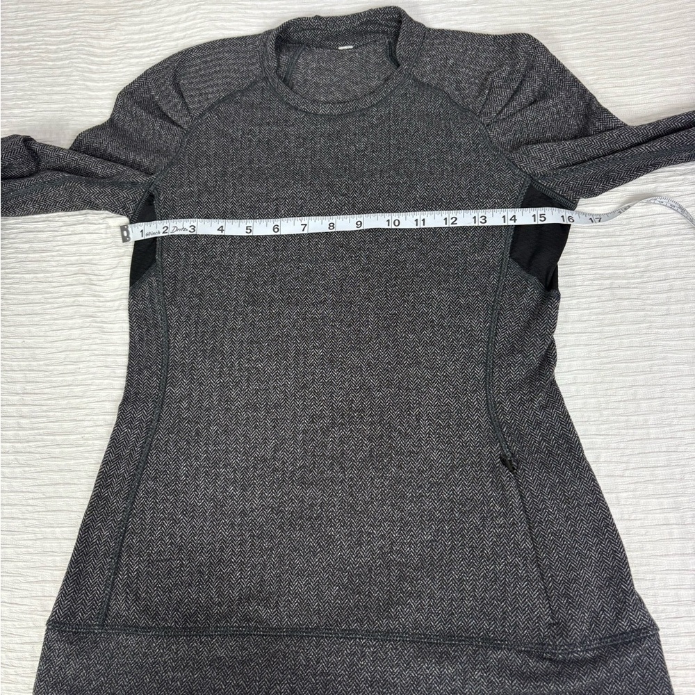 lululemon athletica Charcoal Long Sleeve Top - Picture 7 of 9